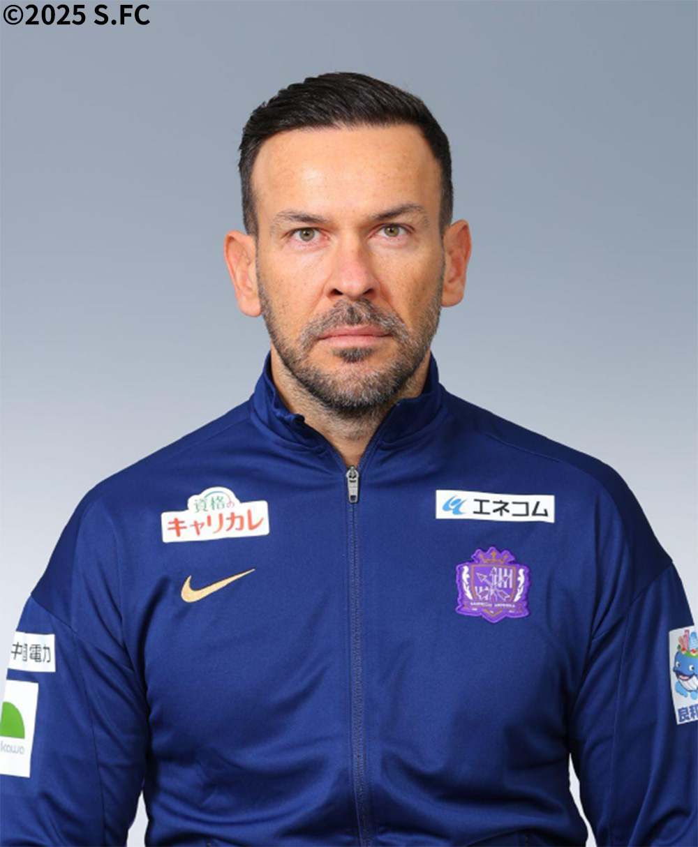 セハット・ウマル（Serhat Umar）コーチ