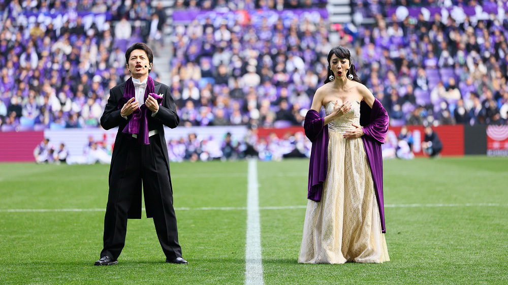 🎵 圧巻のオペラ上演とカラーパイロで開幕！