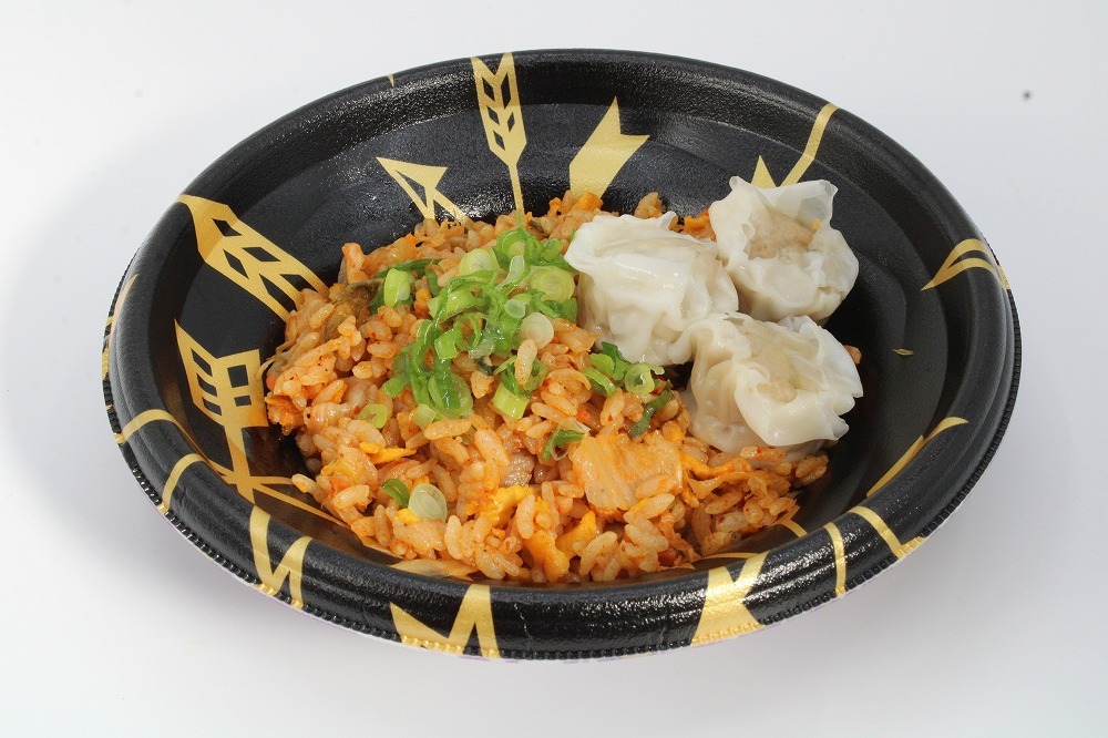 赤井秀一監督「赤井監督の赤（あかい）チャーハン×秀一（シュー）マイ」