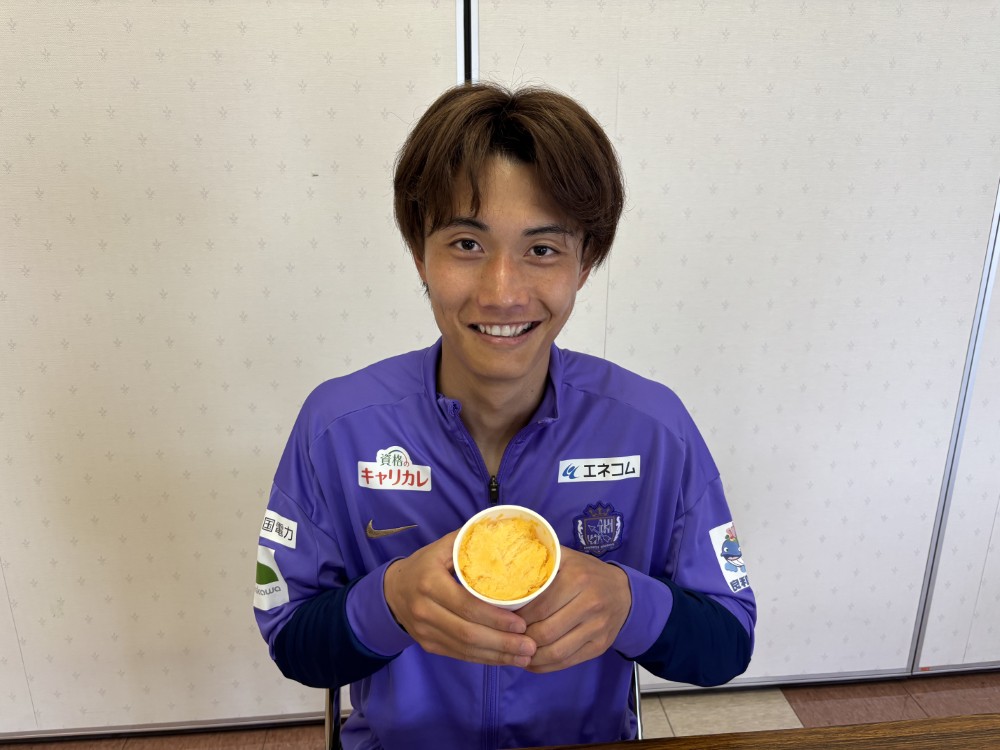 東俊希選手「ぷりんす×紅ぷりんせすの特製みかん氷」